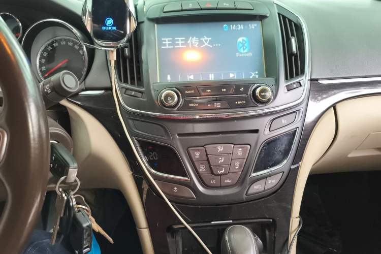 Used Buick Regal 2015 2.0L Leading Fashion Edition
