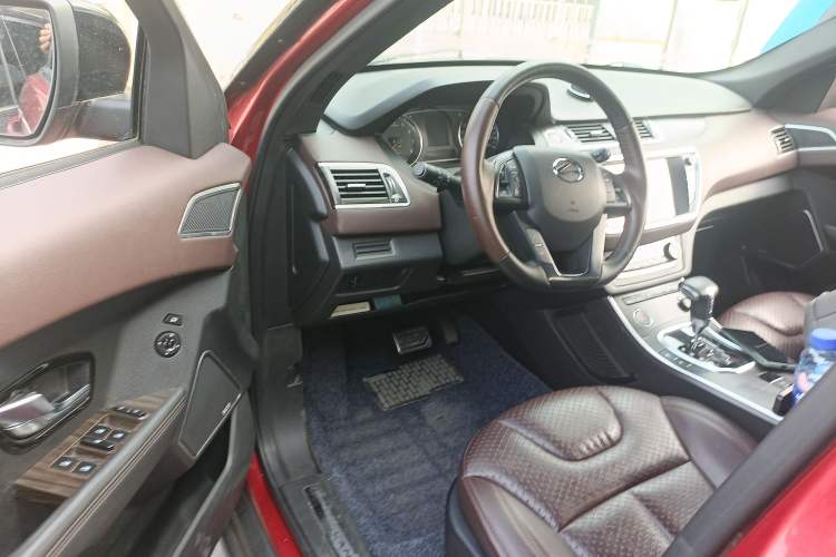 Used Land X7 2016 2.0T Panoramic Deluxe Edition Driver Seat