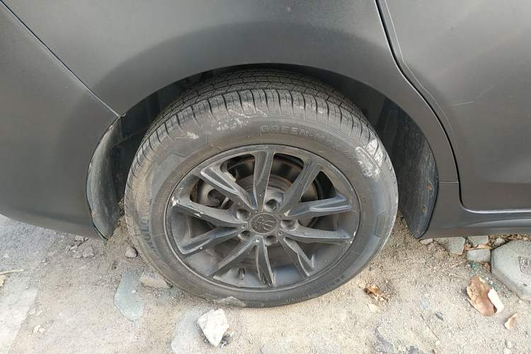 Used BYD Song MAX 2017 1.5T Automatic Smart Connect Prestige 7-Seater