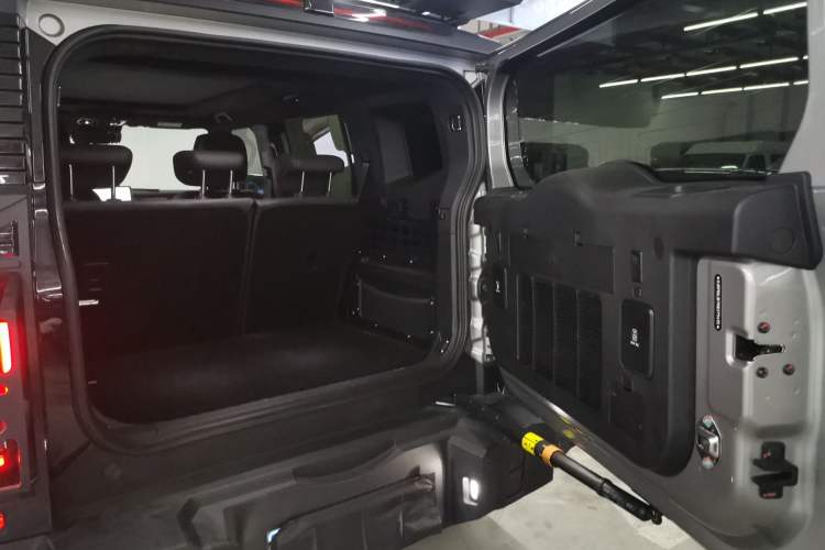 Used JETOUR Traveler 2024 2.0T All-Wheel-Drive Silver Dragon Wings