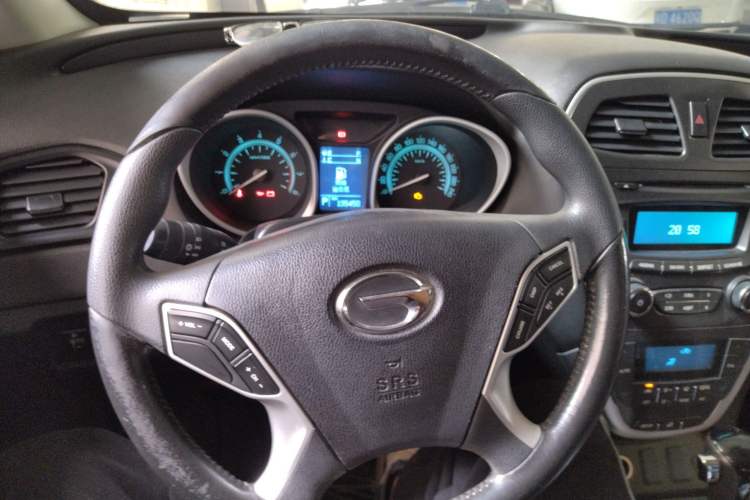 Used GAC Trumpchi GS5 2013 1.8T Automatic Two-Wheel Drive Luxury Edition