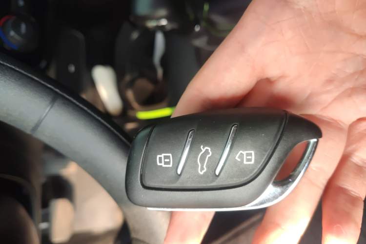 Used Roewe Clever 2021 302km Excellence Edition
