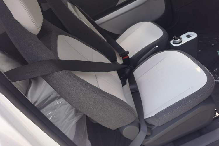 Used Geely Galaxy Panda 2025 210 km – Yuanqi Bear
