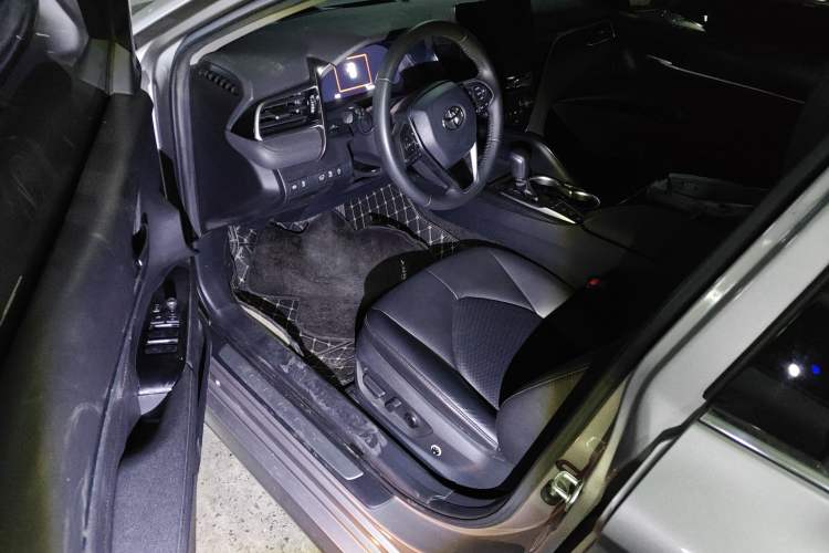 Used Toyota Camry 2021 2.5G Luxury Edition