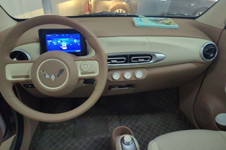 Used Wuling Hongguang MINIEV 2025 Four-Door Version Advanced Edition
