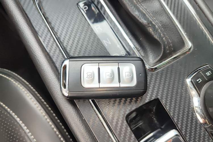 Used Dongfeng Fengon 580 2017 1.5T CVT Smart Style Model
