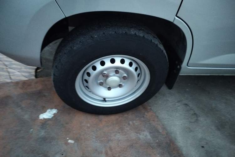 Used Wuling Rongguang New Truck 2021 1.5L Rural Version LV1 Extended Double-Cab L3C
