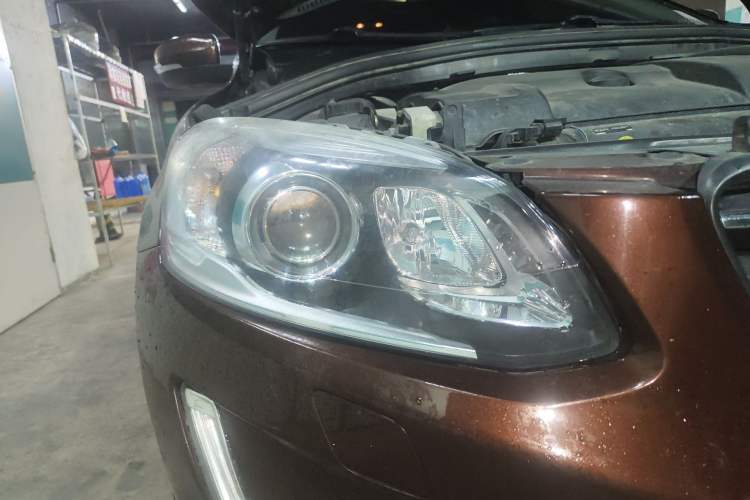 Used Volvo XC60 2014 T6 Zhiyi Edition Right Front Headlight