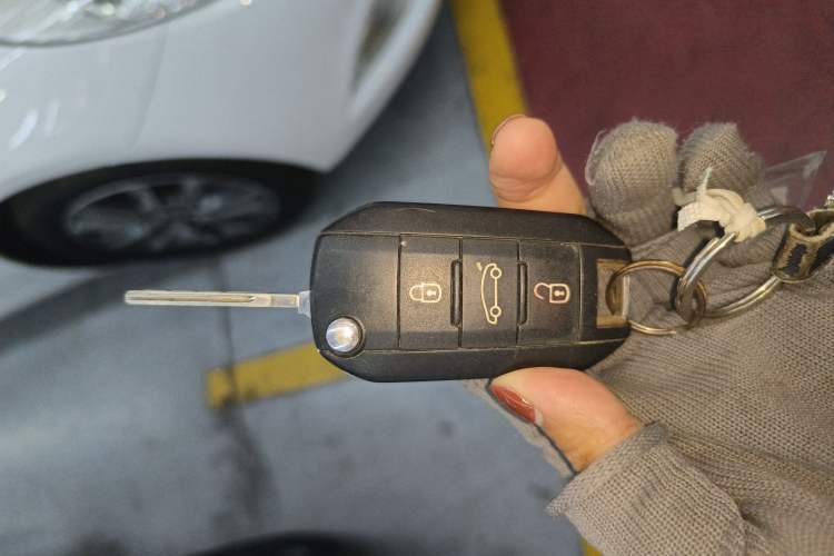 Used Peugeot 308 2018 1.6L Automatic Luxury Edition
