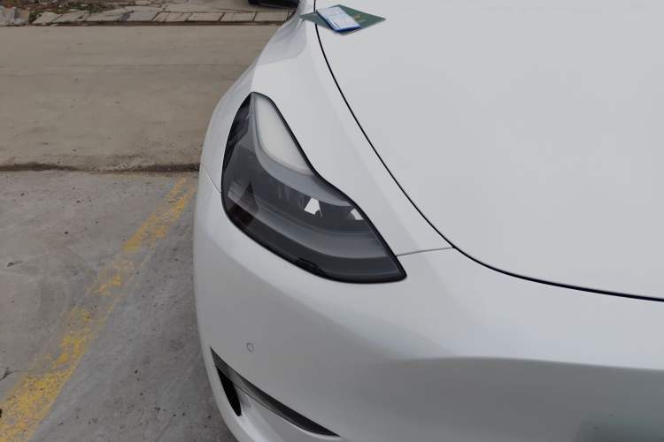 Used Tesla Model Y 2022 Long-Range All-Wheel-Drive Version