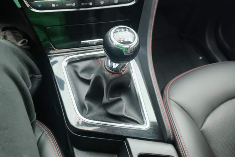 Used Venucia T70 2019 1.4T Manual Enjoyment Edition
