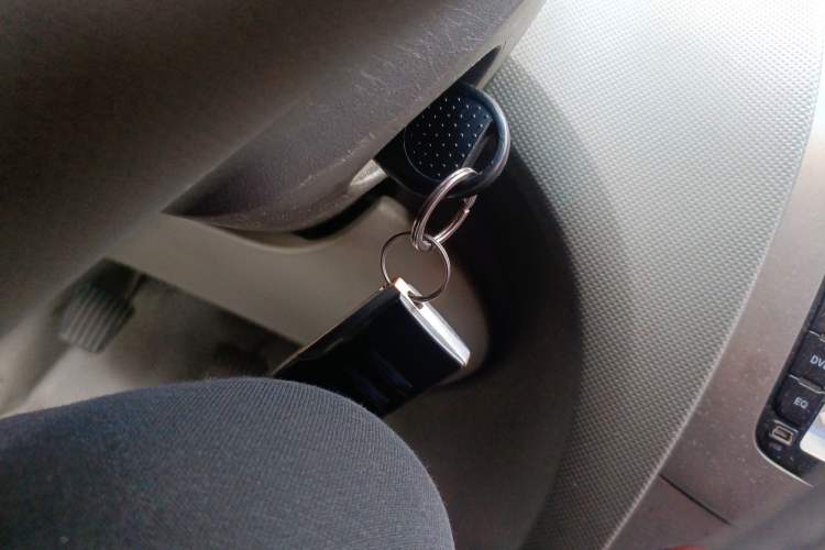 Used Chevrolet Sail 2013 Sedan 1.4L Manual Elegance Edition