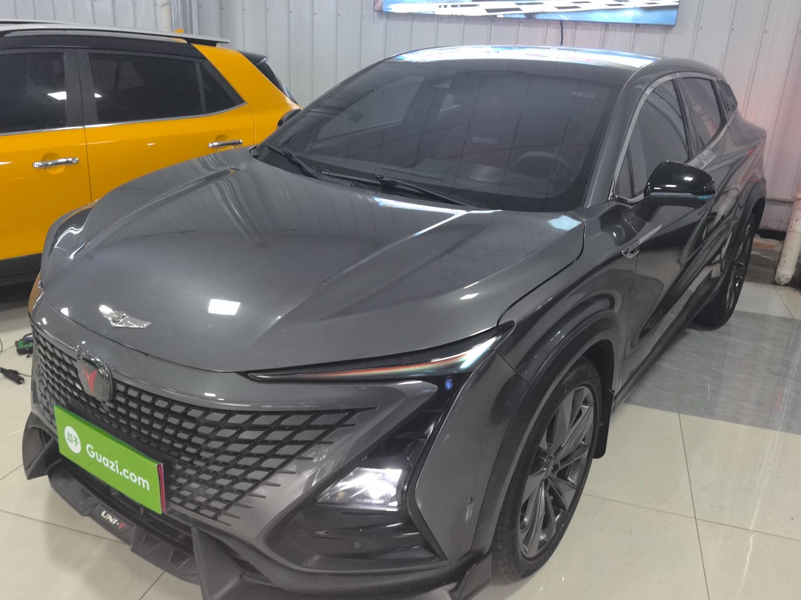 Parte inferior delantera