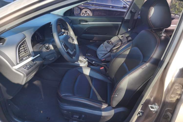 Used Hyundai Elantra (6th Generation / Lingdong) 2016 1.6L Automatic ZhiXuan – Elite Version Left Front Seat