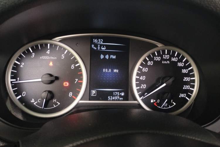 Used Nissan Tiida 2019 1.6L CVT Smart Drive Version China VI Standard