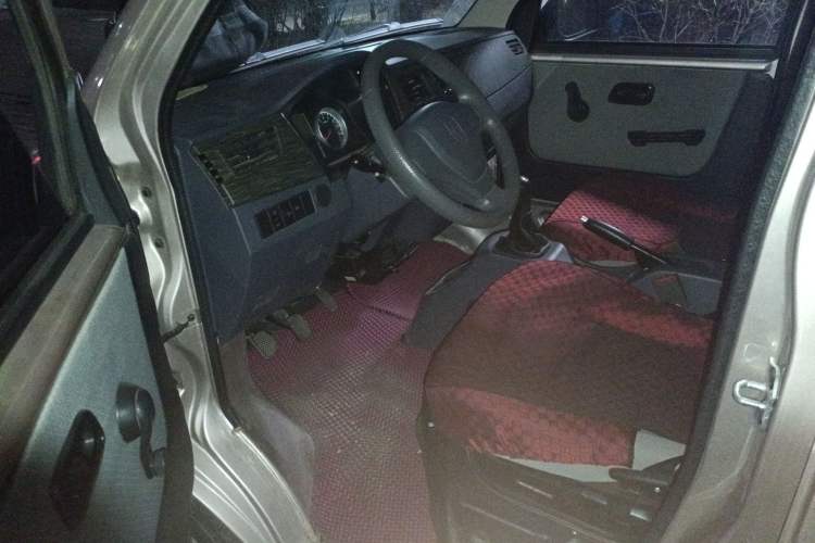 Used Jinbei Hiace X30 2021 1.5L Wealthy Single-Steaming Air-Conditioned Van China VI Standard SWC15M