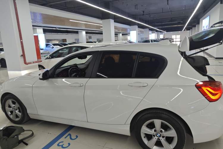Used BMW 1 Series (Import) 2015 118i Leading Model
