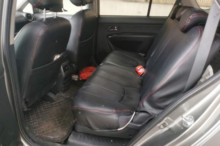 Used Kia Carens 2011 2.0L 5-Seater Automatic Standard Edition