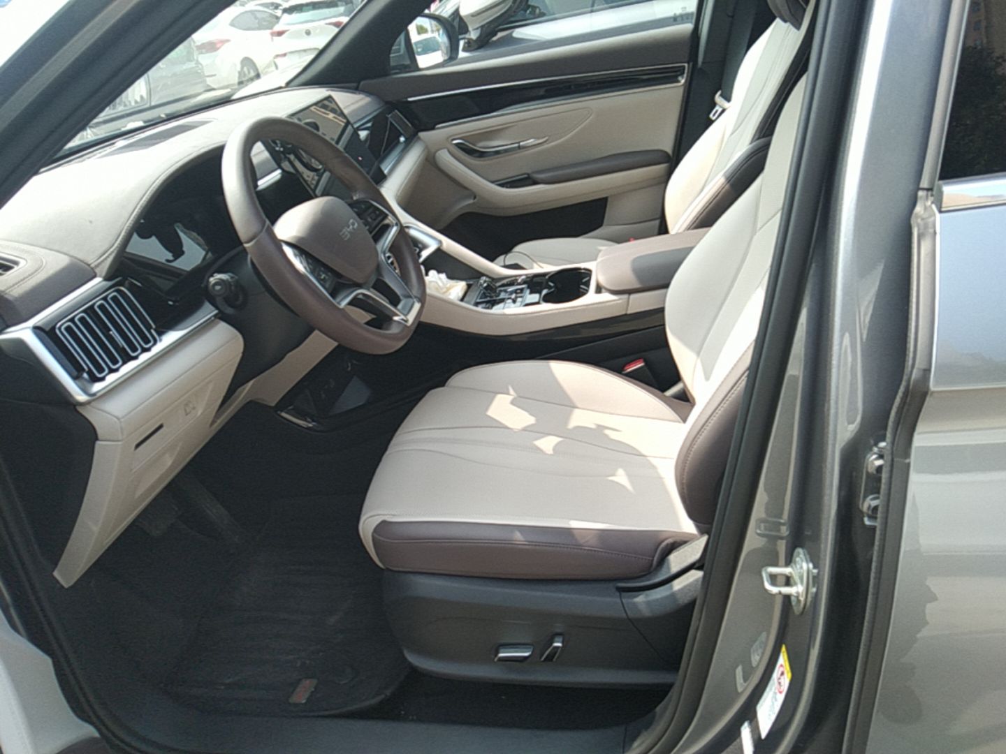 BYD Song PLUS New Energy 2025 EV 520km Premium Version — снимка 17