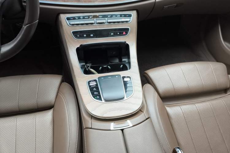 Used Mercedes-Benz E-Class 2022 Updated E 260 L