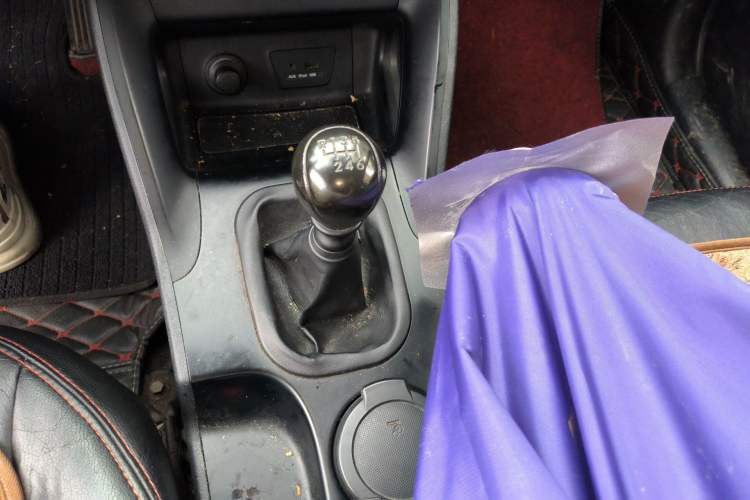 Used Hyundai ix35 2015 2.0L Manual Two-Wheel Drive Comfort Version China IV Standard Gear Lever