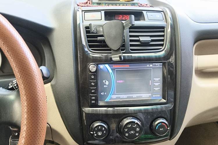 Used Kia Sportage 2013 2.0L Manual Two-Wheel Drive GL Trim
