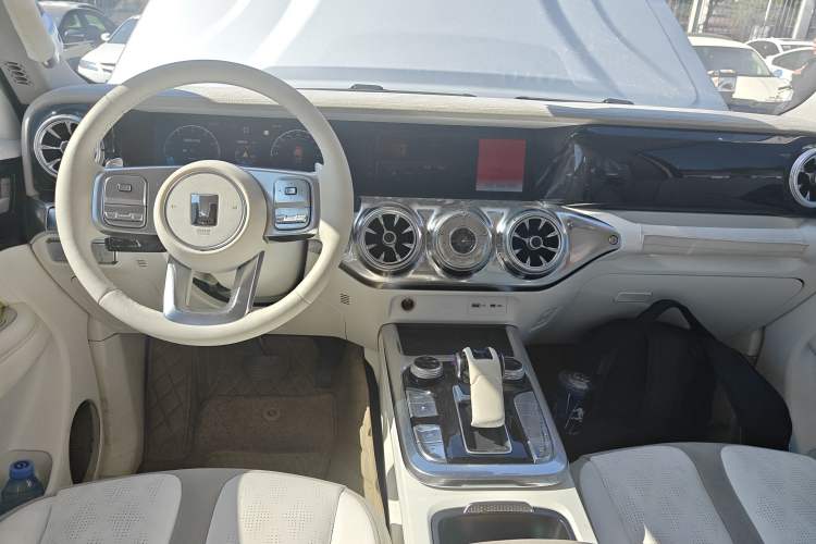 Used Cyberspace Tank 300 2021 2.0T Cyber Tank