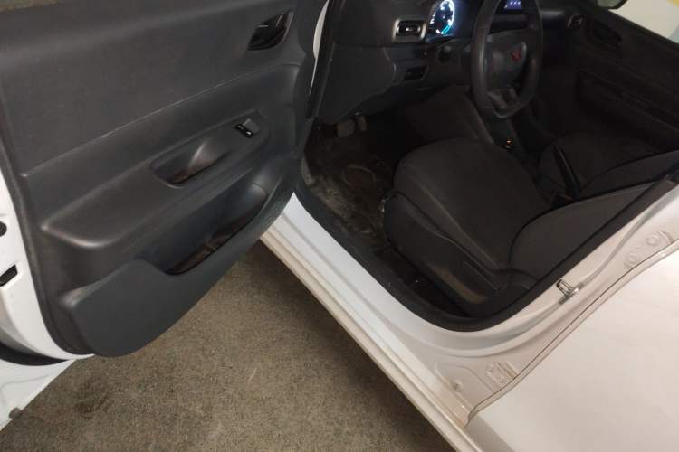 Used Wuling Hongguang New Energy 2024 All-Electric Model 300KM Standard Version
