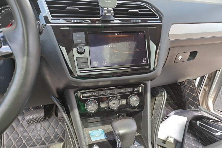 Used Volkswagen Tiguan L 2019 330TSI Automatic Two-Wheel Drive Smart Luxury Version China VI Standard Audio And AC Panel