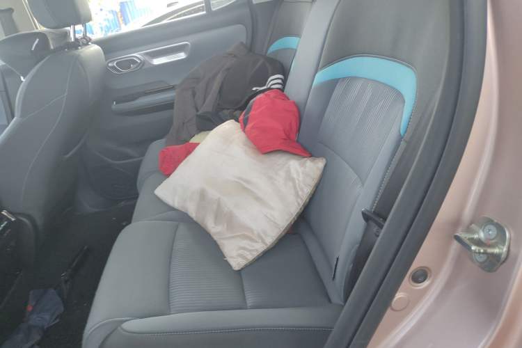 Used AION Y 2023 Younger