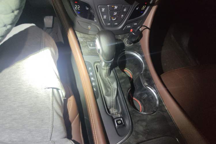 Used Buick Envision 2016 28T Four-Wheel Drive Elite Version