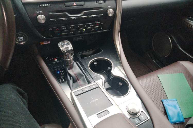 Used Lexus RX 2020 Facelifted 300 4x4 Elegant Edition Gear Lever