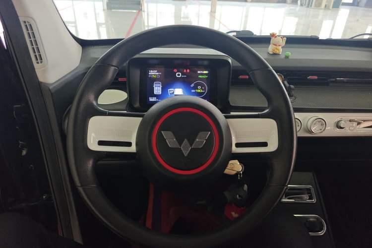 Used Wuling Hongguang MINIEV 2022 GAMEBOY 200km Gaming Edition with Lithium Iron Phosphate Steering Wheel