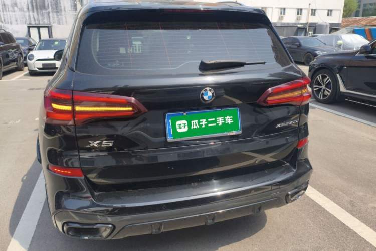 Used BMW X5 2022 Restyled xDrive 30Li Luxury Version M Sport Package Rear