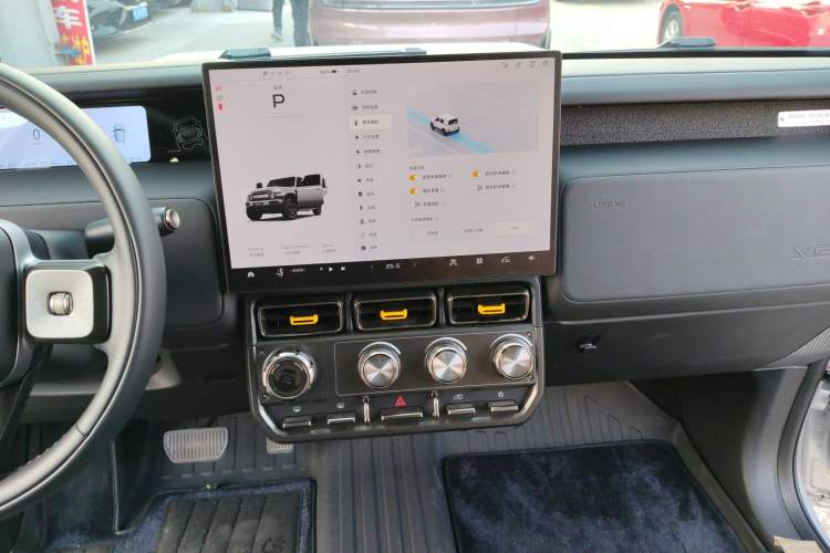 Used iCAR V23 2025 501 Four-Wheel Drive Intelligent Driving Version