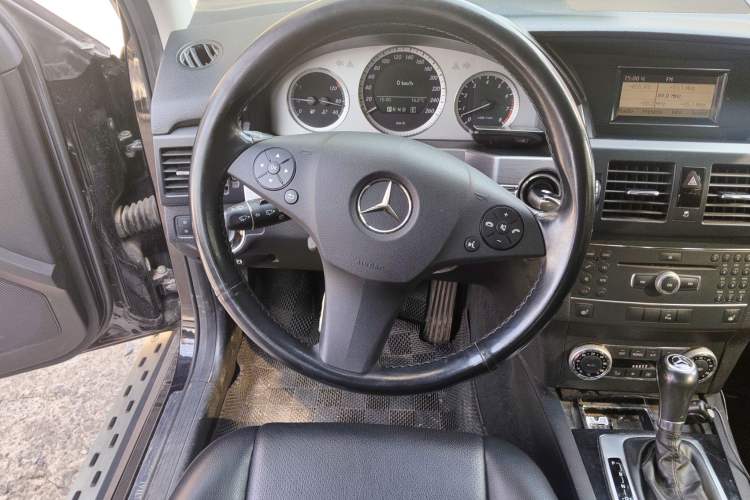 Used Mercedes-Benz GLK-Class 2012 GLK 300 4MATIC Dynamic Edition
