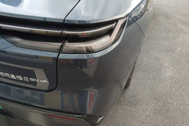Used Geely Galaxy 8 2025 130km EM-P Starship Edition Right Rear Taillight