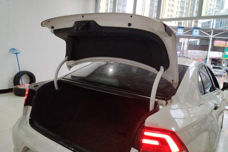 Used Volkswagen Lamando 2018 280TSI DSG Comfort Edition
