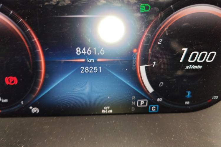 Used Mercedes-Benz GLC Coupe 2023 GLC 260 4MATIC Coupe SUV Odometer Close Up