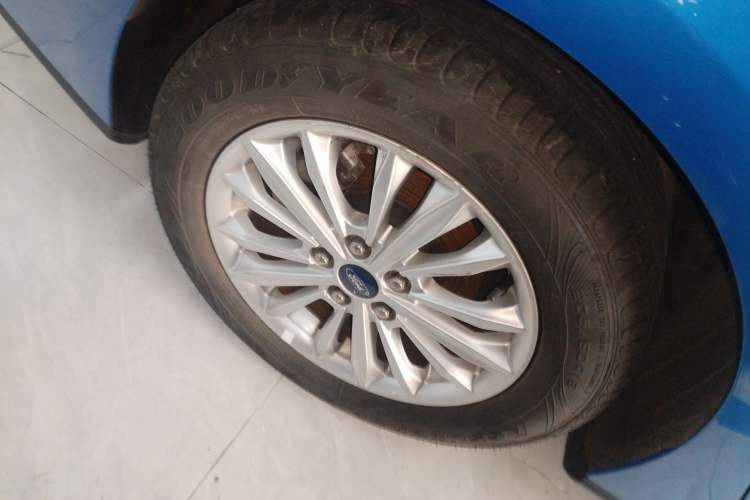 Used Ford Focus 2021 Sedan 1.5L Automatic Sharp Edition
