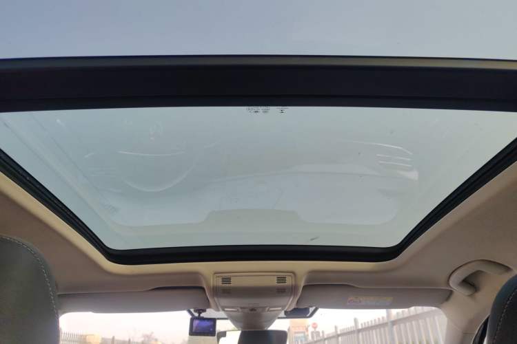 Used Volkswagen Tayron 2020 330TSI Two-Wheel Drive Luxury Connected Pro Edition