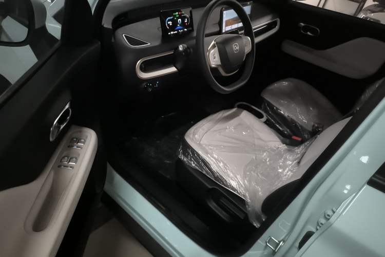 Used Chery QQ Domi 2025 Model 305km Comfort Edition