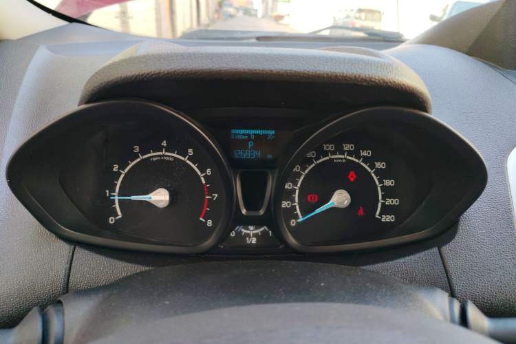 Used Ford EcoSport 2013 1.5L Automatic Fashion Model
