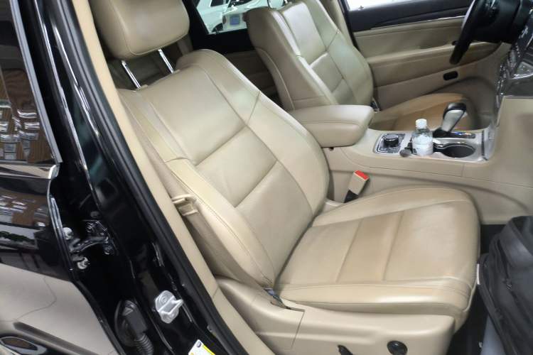 Used Jeep Grand Cherokee (Import) 2020 3.0L Elite Navigation Edition
