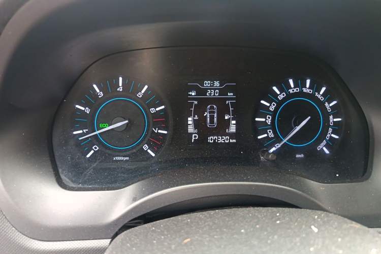 Used Chery Tiggo 3 2016 1.6L CVT Fashion Edition Odometer Close Up