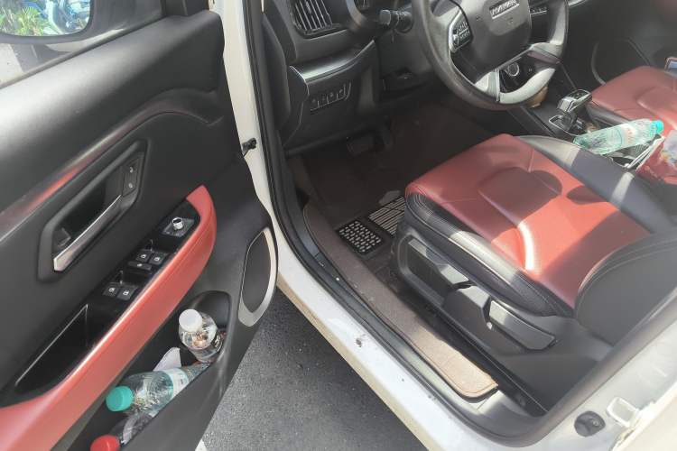 Used Haval H2s 2017 Blue Label 1.5T Dual-Clutch Comfort Model Driver Seat