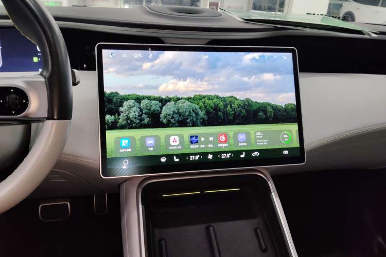 Used Avatr 11 2022 Long-Range Dual-Motor Luxury Edition 5 Seats
