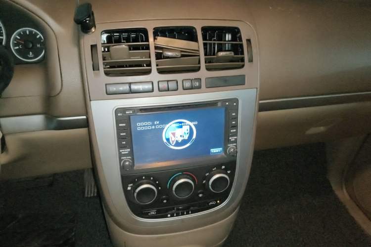 Used Buick GL8 2014 2.4L Classic Edition
