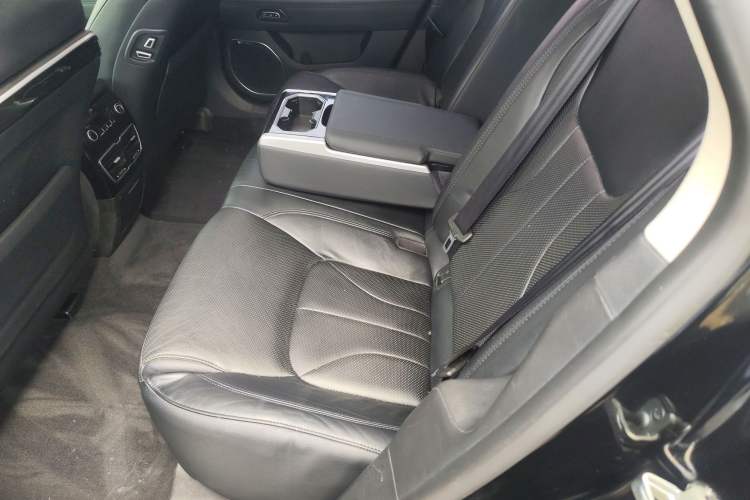 Used Geely Auto Emgrand GT 2015 1.8T Flagship Model