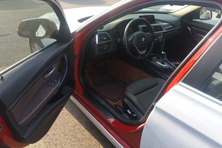 Used BMW 3 Series 2018 320Li Fashion Model
